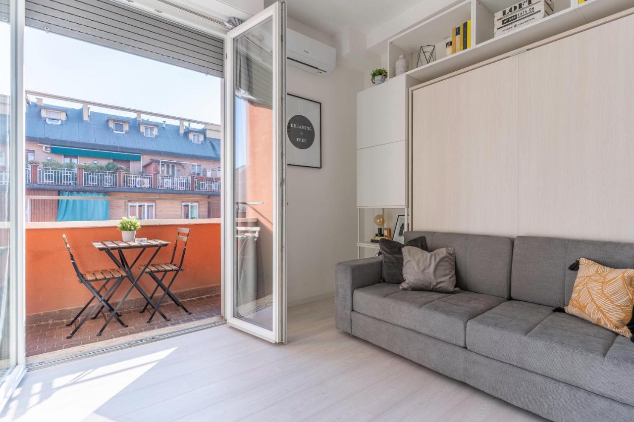 Sebino18 - Design Apartment Suite Milan Bagian luar foto