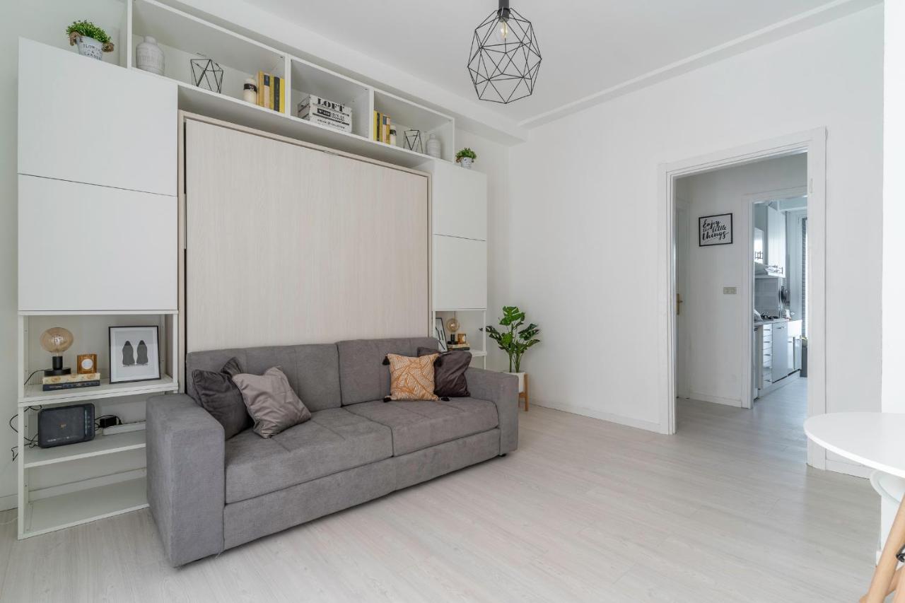 Sebino18 - Design Apartment Suite Milan Bagian luar foto
